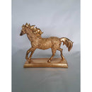 Escultura Decorativa em Gesso Dourado