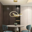 Lustre Pendente Dourado com Luz Escultural
