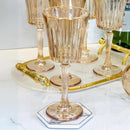 Taças Âmbar com Borda Dourada: Elegância à Mesa
